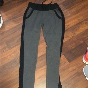 Gray skinny sweat pants